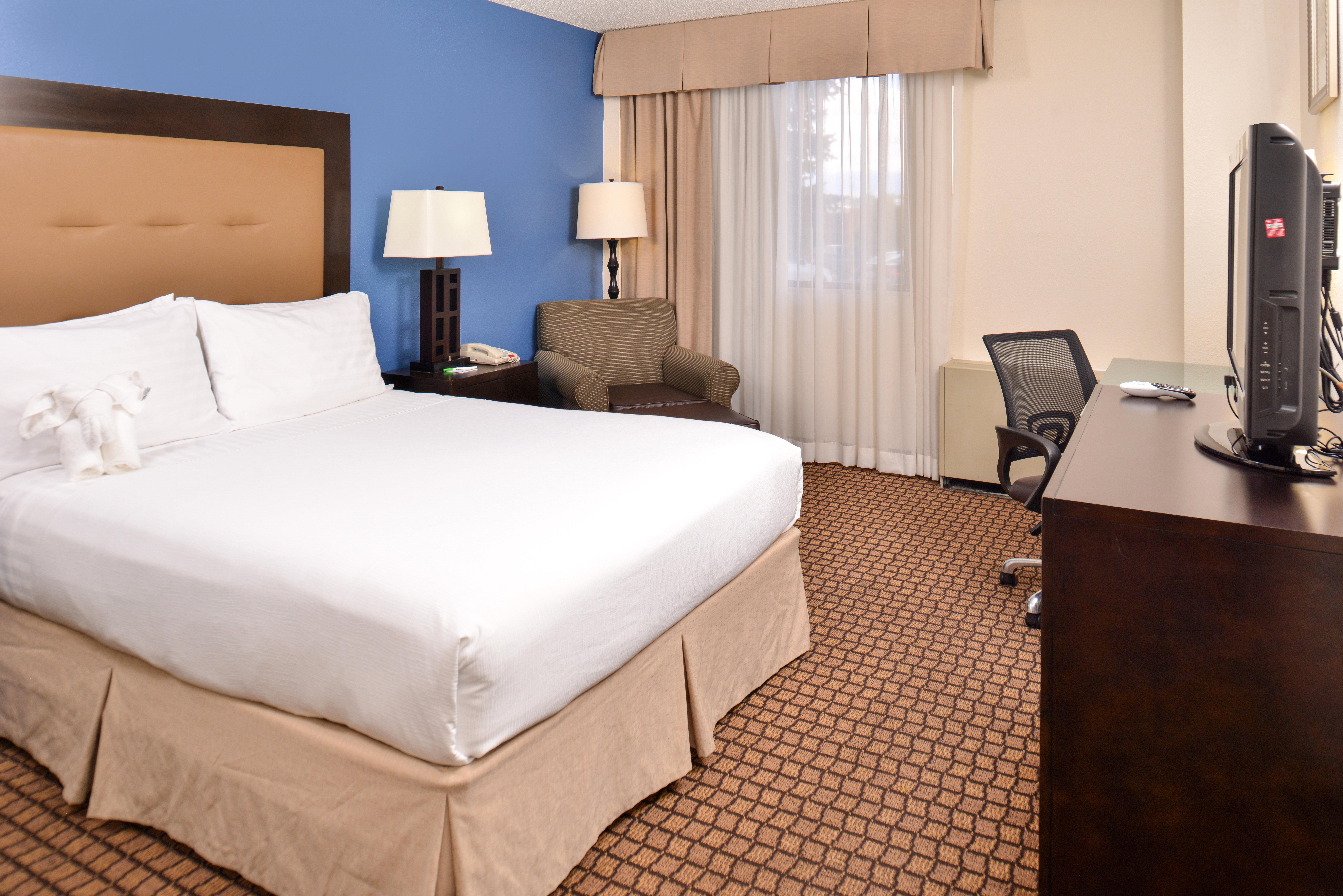 Ramada Plaza By Wyndham Sheridan Hotel & Convention Center Exterior photo